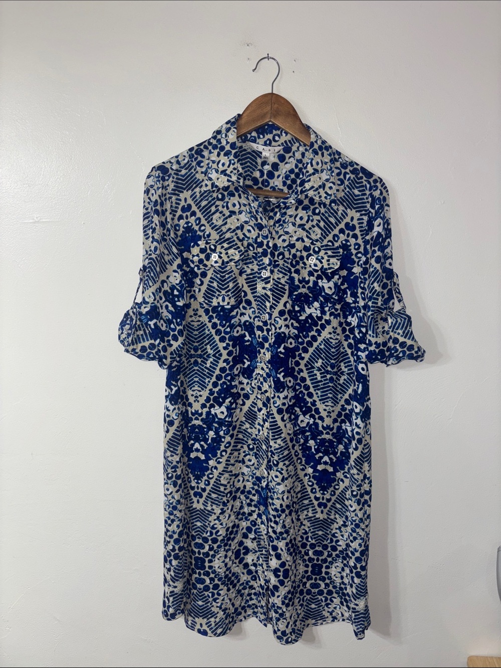 Cabi Blue White Printed Long-Sleeve Shirt Dress Buttons Classic Style Size Large